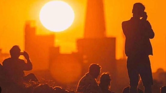 Hindistan tarihinin en sıcak günlerini yaşıyor! Ölü sayısı yükseliyor!