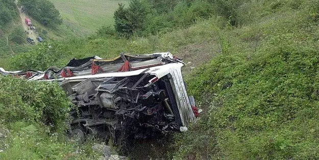 Hindistan'da feci kaza! Ölü ve yaralılar var