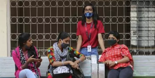 Hindistan'da gizemli hastalık ortaya çıktı