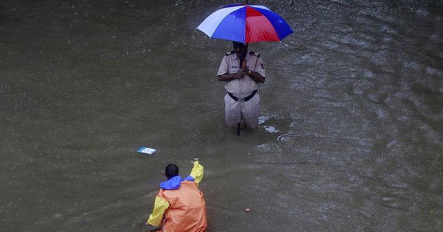 Hindistan'da heyelan: 16 kişi öldü