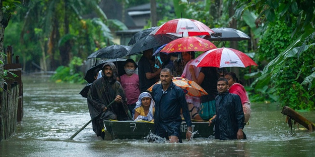 Hindistan'da sel: 14 ölü, 120 kayıp