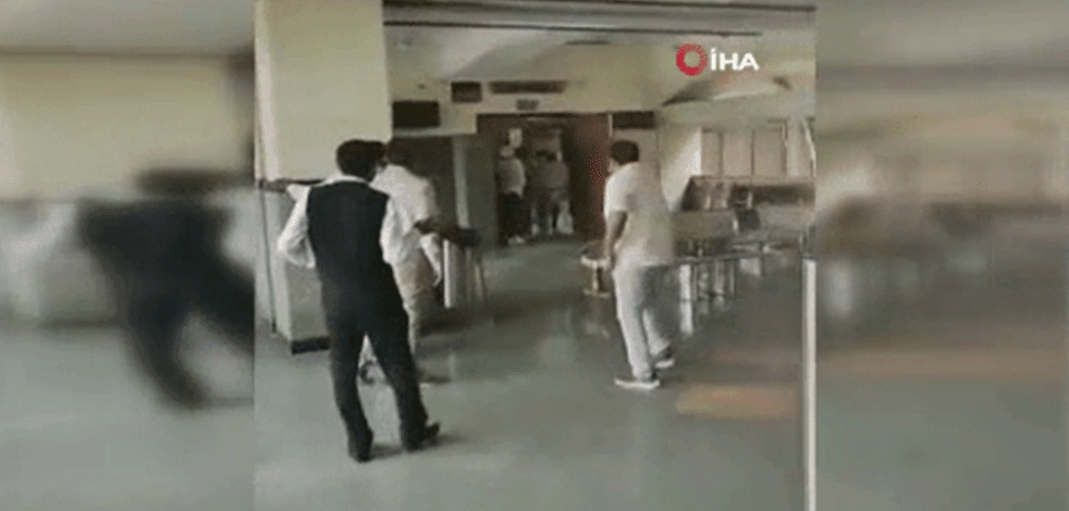 Hindistan’da silahlı saldırı! 3 ölü var