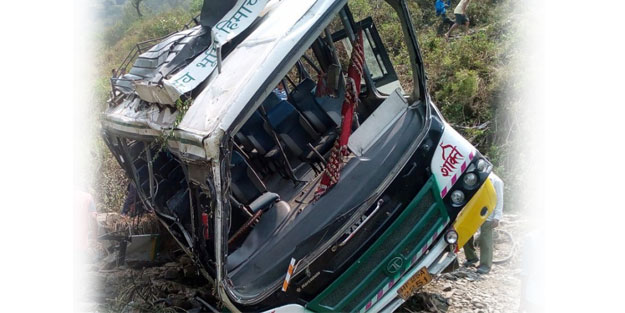 Hindistan'da katliam gibi kaza: 19 ölü, 23 yaralı