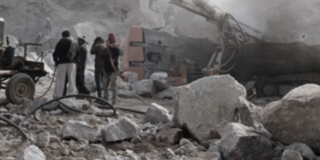 Hindistan'daki heyelanda 4 kişi öldü