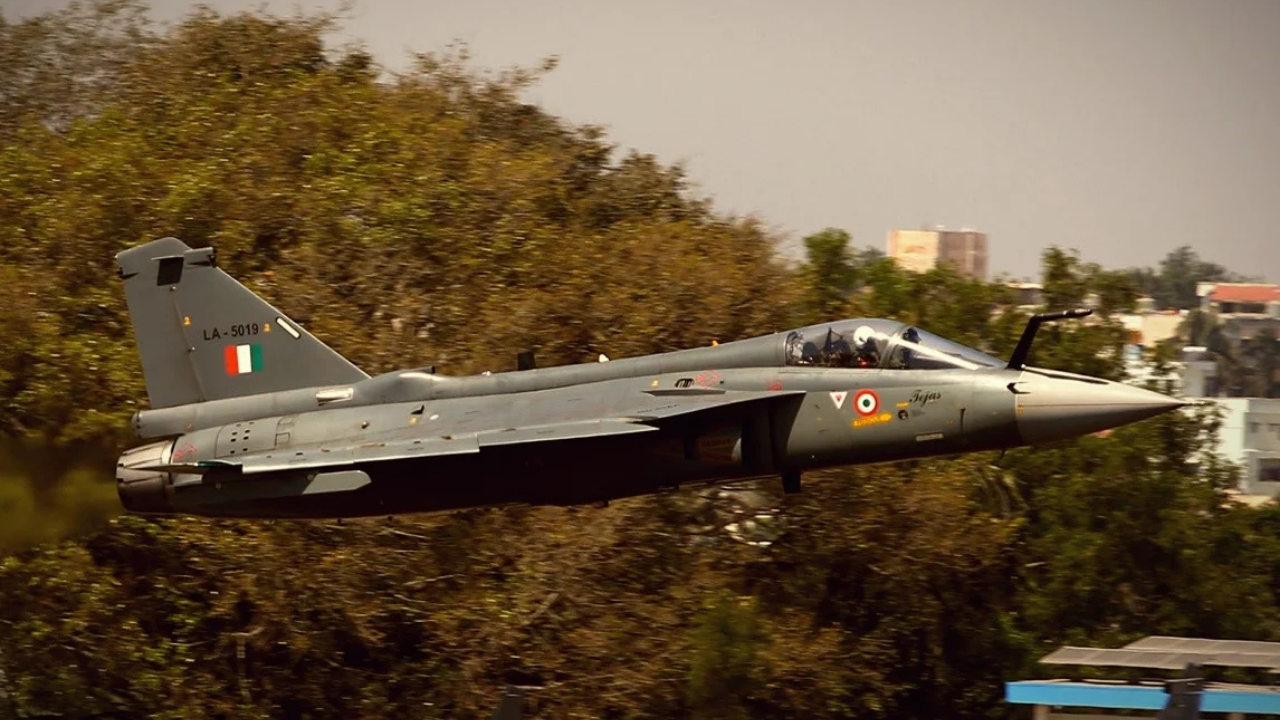 Hindistan’dan 7,5 milyar dolarlık hamle: Tejas Mark 1A filosu katlanıyor!