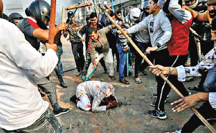 HİNDU basını nefreti körüklüyor! Müslümanlara terörist yaftası