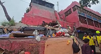 Hindu tapınağında izdiham: 6 ölü, 29 yaralı