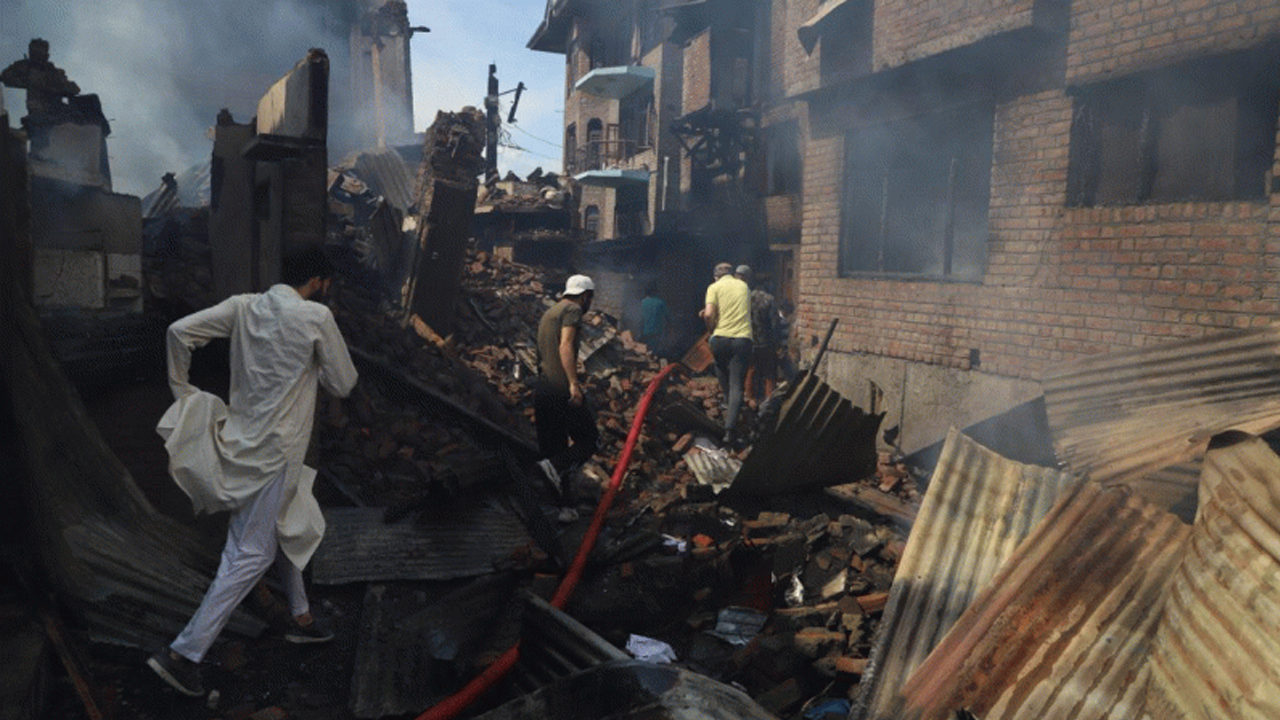 Hindular baktılar ki bizde bir iş yok...