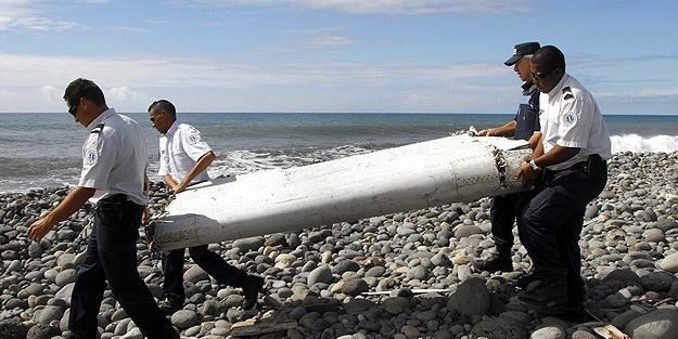 O uçağa ait bir parça daha bulundu