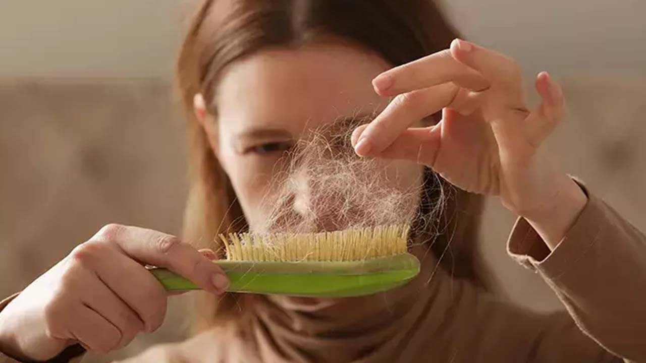 Hint yağından gelen mucize saç dökülmesini kesiyormuş! Beyaz saçlara çözüm: Doğal rengine dönüyor