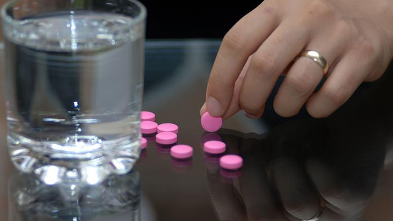 Hiperparatiroidi sessizce kemiği eritiyor!