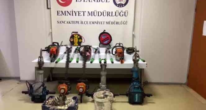 Hırdavat çalan şahıslar enselendi