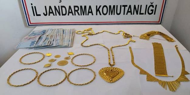 Hırsızlar girdikleri evden 500 bin lira değerinde altın çaldılar