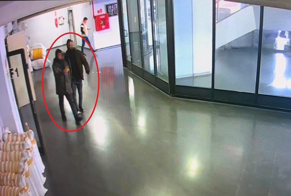 Hırsızlardan yeni yöntem! Fabrikaya işçi gibi böyle girdiler