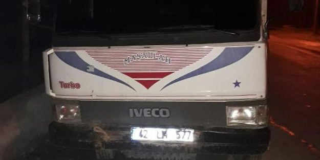 Hırsızlık şüphesiyle durdurduğu kişilerin silahlı saldırısına uğradı
