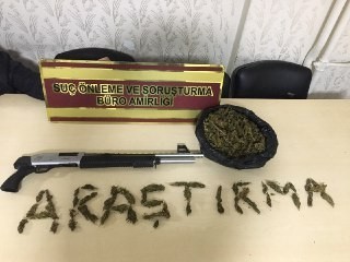 Hırsızlık ve uyuşturucu şüphelileri yakalandı 