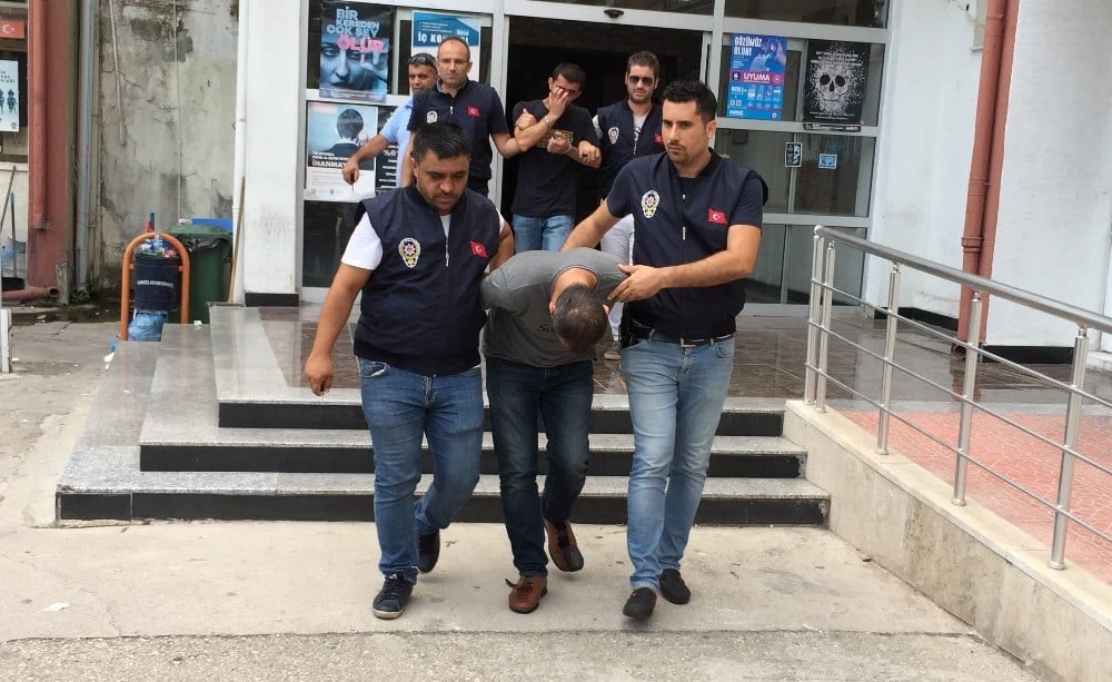 Hırsızlık yaparken yakalandılar ’başka şansımız yok’ dediler 