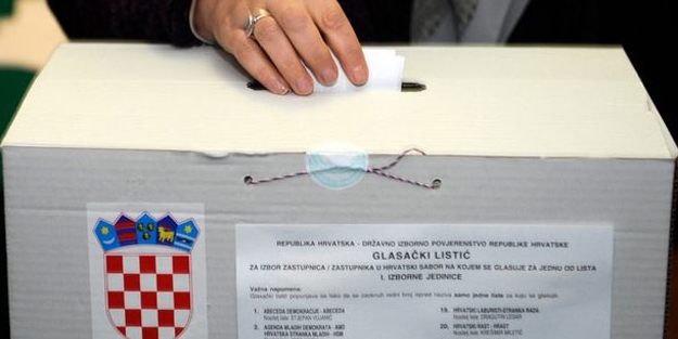 Hırvatistan cumhurbaşkanını seçiyor