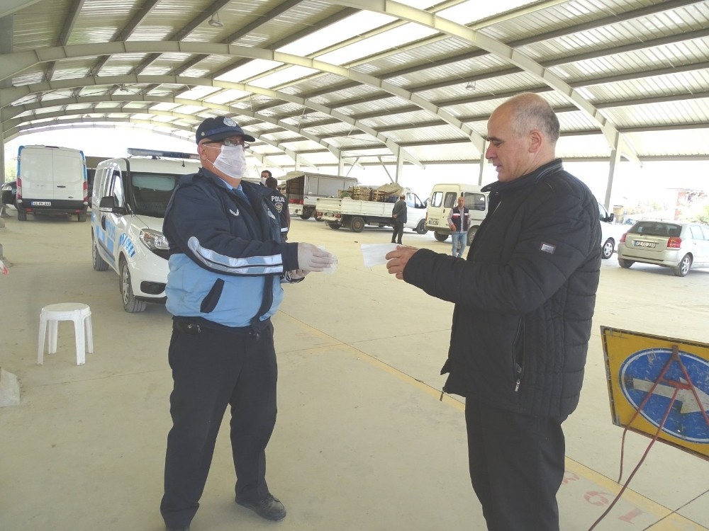 Hisarcık Belediyesi 7 bin maske dağıttı 