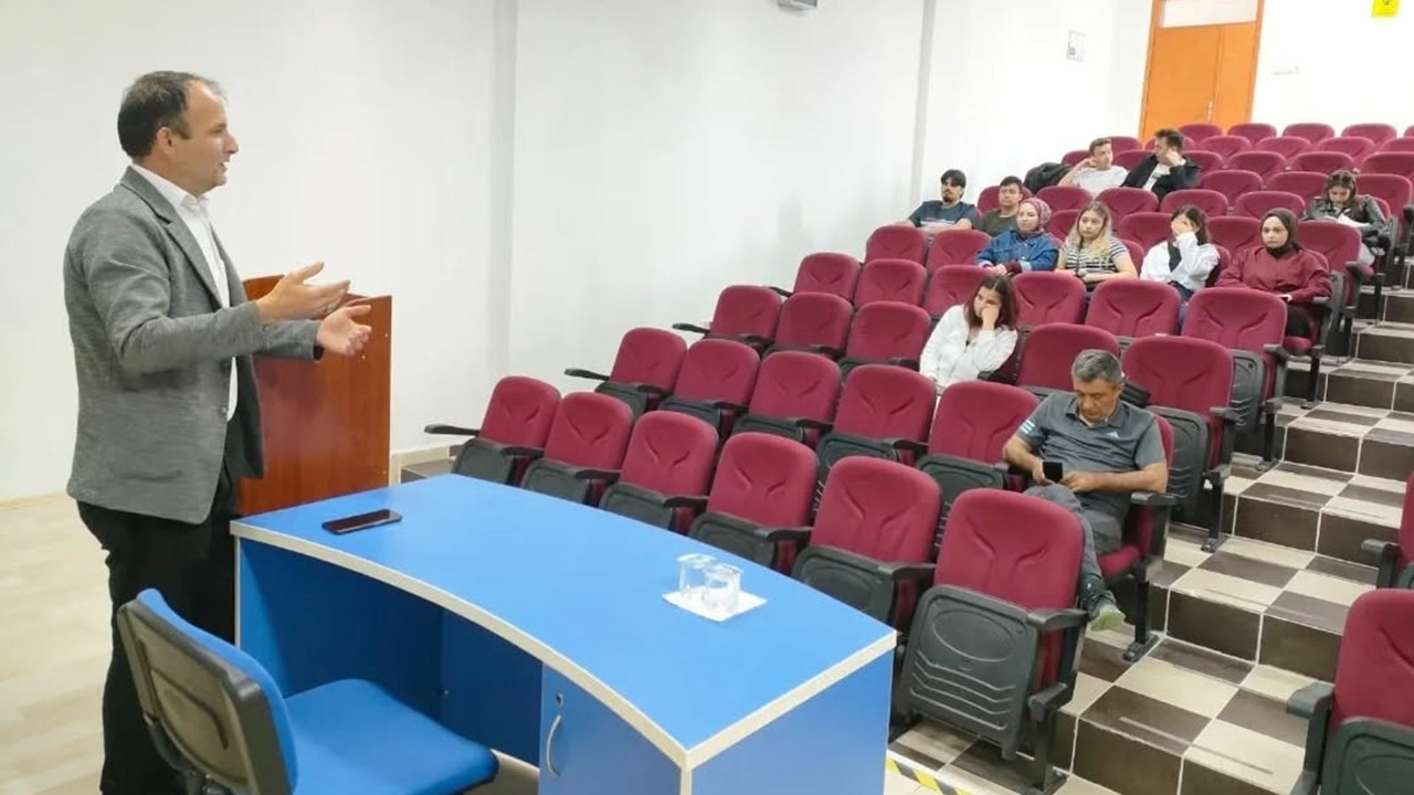 Hisarcık MYO’da sigorta aracılığına dair sektör deneyimleri paylaşıldı