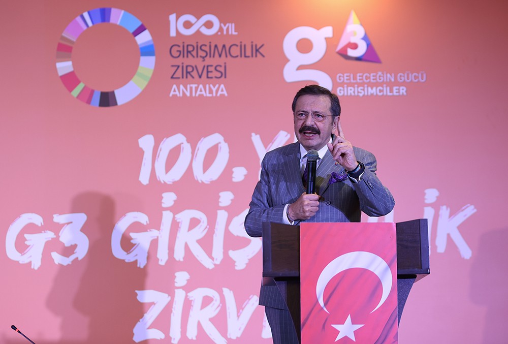 Hisarcıklıoğlu: Yeni fikir bulan ve teknolojiyi kullanan uçuyor! Devir icat çıkarma devridir