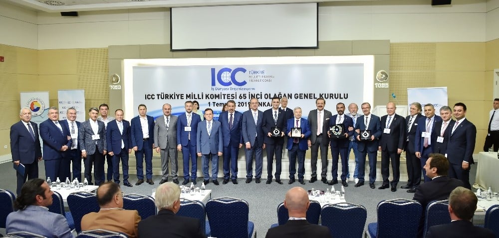 Hisarcıklıoğlu’ndan ICC yarışmasında başarılı olan odalara plaket 
