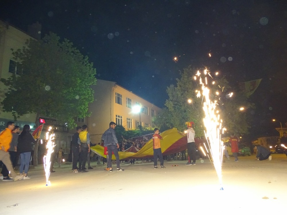 Hisarcık’ta şampiyonluk coşkusu 