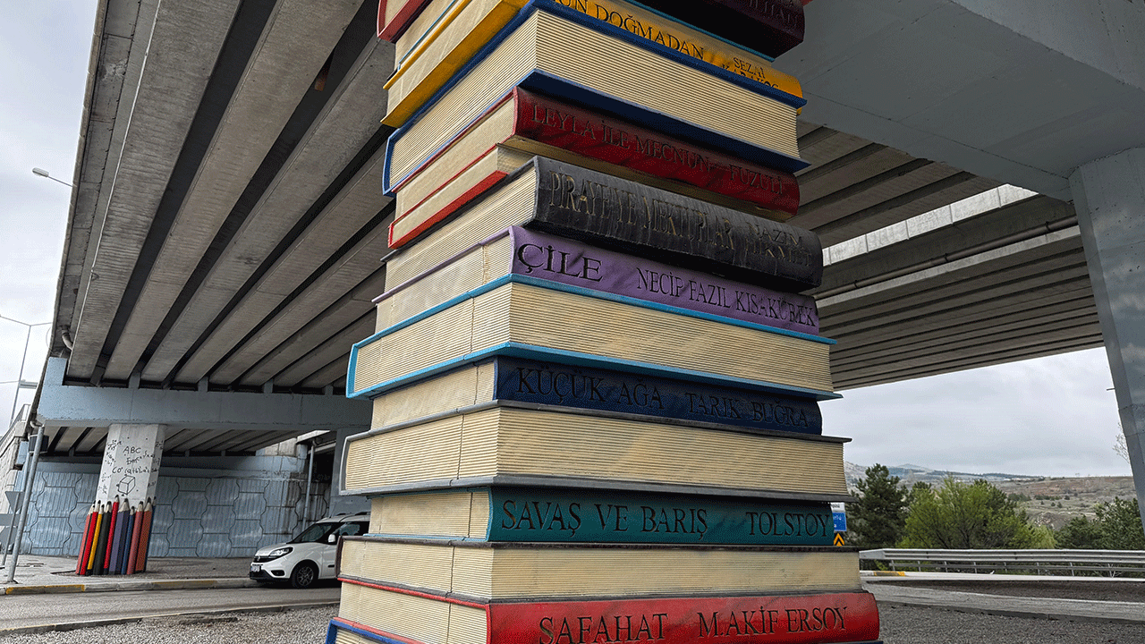 Hitit Üniversitesi girişine estetik dokunuş! Köprülü kavşak baştan sona yenilendi