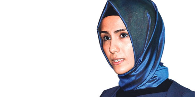 Hıyanet İşleri Başkanı Gülen Örgütü FETÖ-CHP, çatallı dilini Sümeyye Erdoğan’a uzatmış!