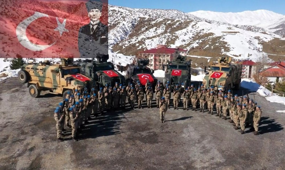 Hizan Komando Taburundan dosta güven, düşman korku salan görüntüler 