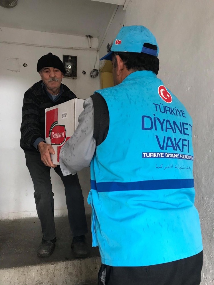 Hizan müftülüğünden ihtiyaç sahiplerine yardım eli 