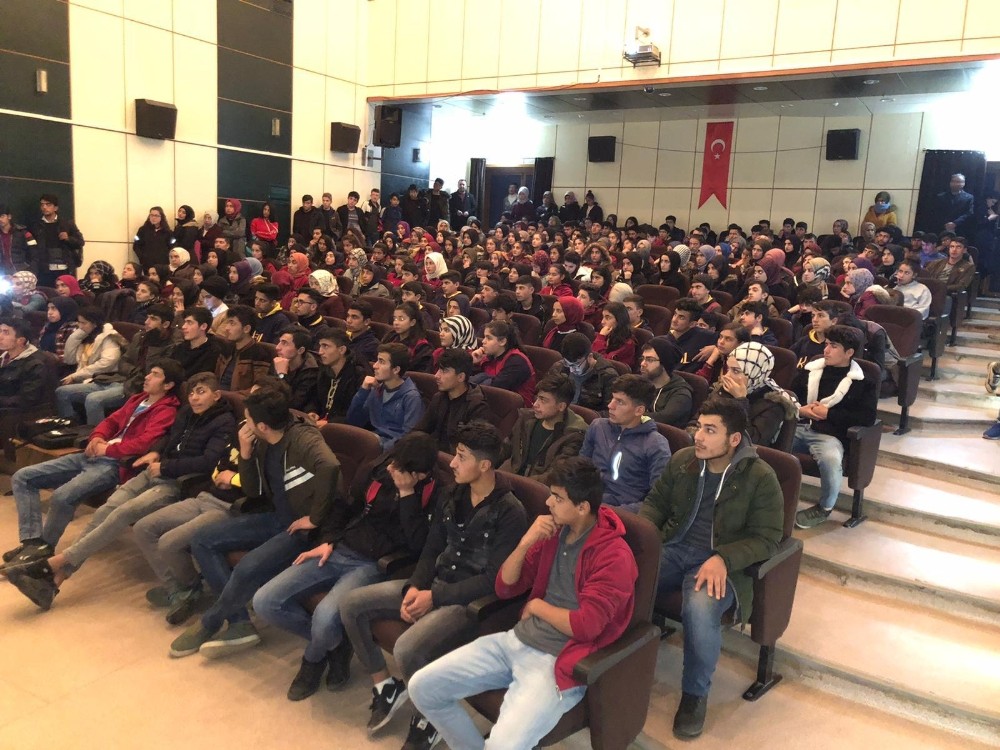Hizan’da ‘Çocuk Kütüphanesi’ açıldı 