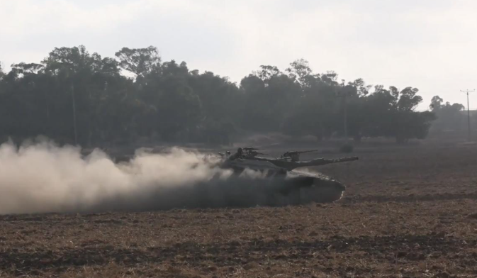 Hizbullah'tan füze yağmuru: Siyonist İsrail’in iki tankı yerle bir edildi