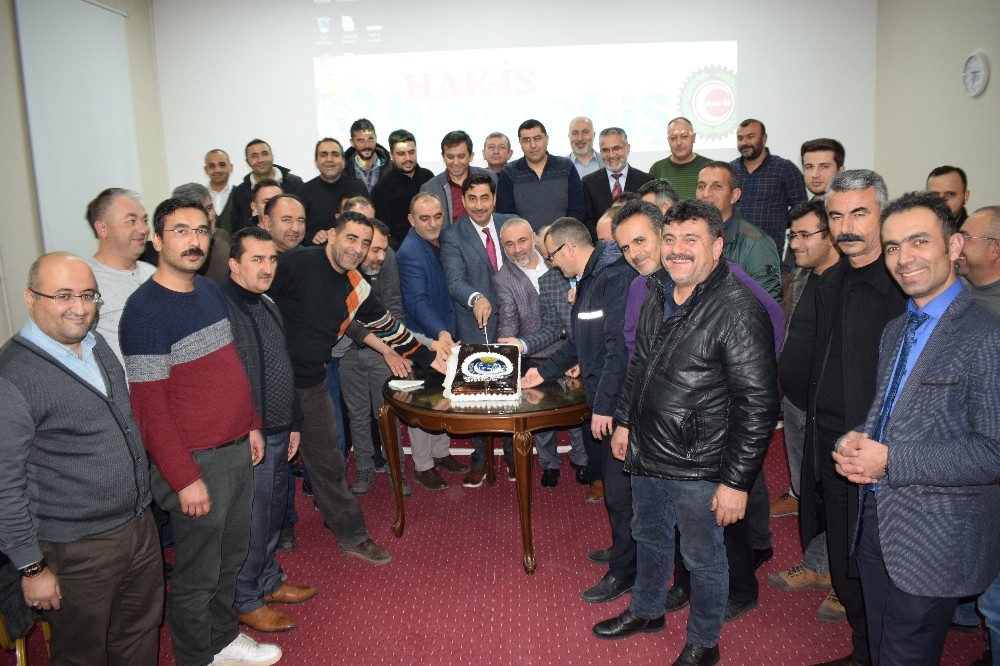 Hizmet - İş Sendikası 42. kuruluş yıldönümünü kutladı 