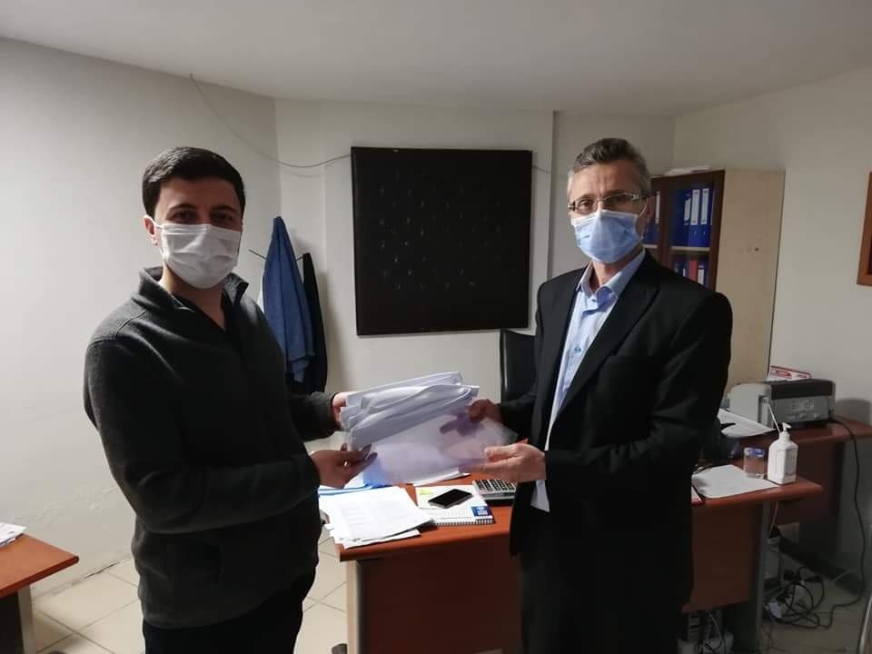 Hizmet-İş’ten sağlık çalışanlarına siperlikli maske 