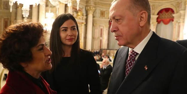 'Hizmet sırası bizde' dedi! Ünlü sanatçı Şükriye Tutkun'dan AK Parti'den milletvekili adaylığı açıklaması