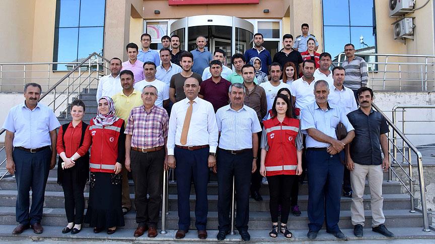 Hizmetli olarak girdiği kurumda şimdi müdür