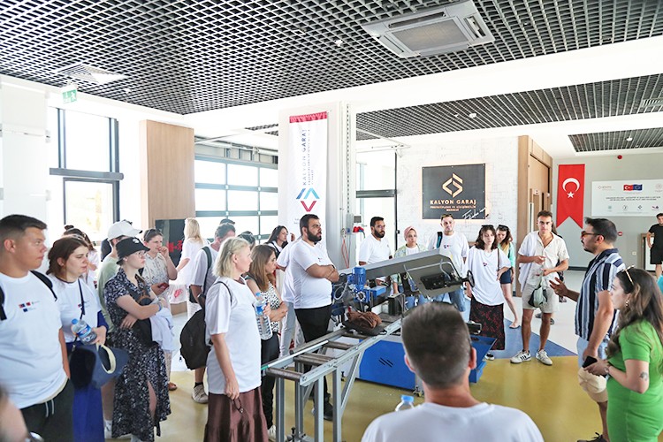 HKÜ'den genç girişimciler için kaçırılmayacak fırsat
