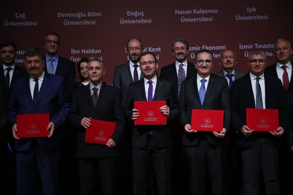 HKÜ’den spora ve sporcuya destek 