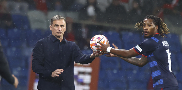 Hocam biz değil senin ders çıkarman gerek!