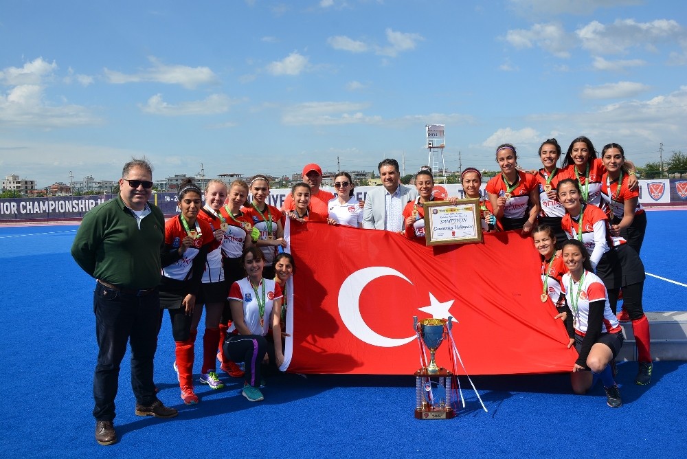 Hokey Avrupa Şampiyonasında Türkiye rüzgarı esecek 