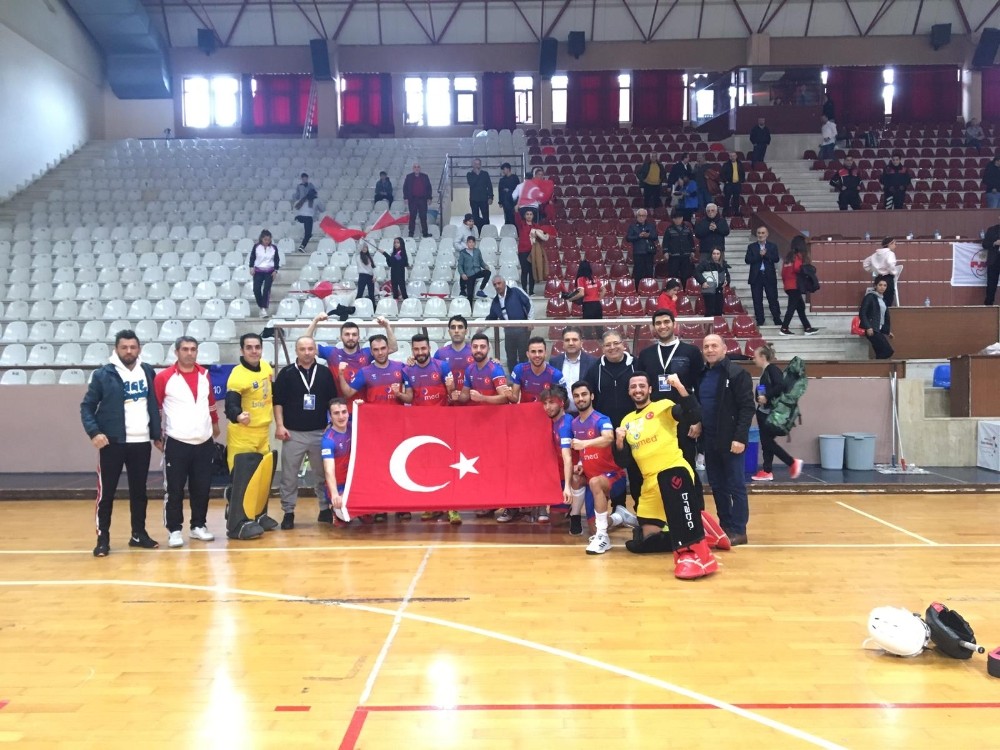 Hokey’de Fransa’ya Gaziantep şamarı 