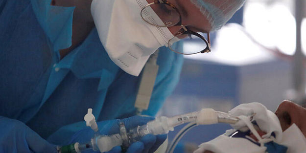 Hollanda Başbakanı Rutte'den koronavirüs aşısı itirafı