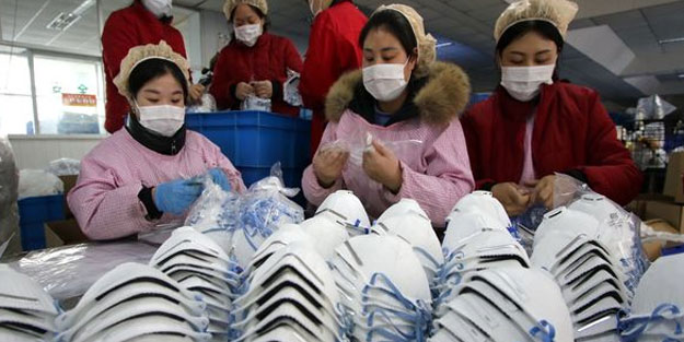 Hollanda, Çin'den ithal ettiği maskeleri topluyor