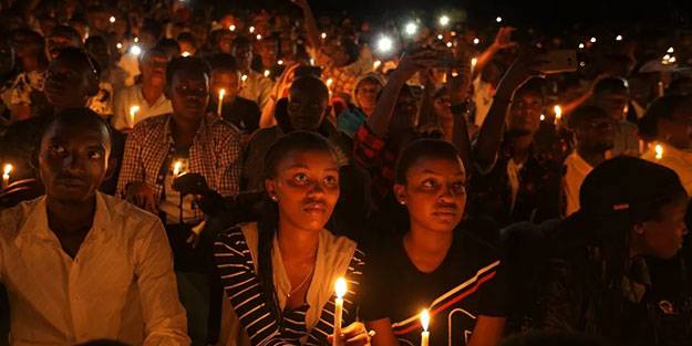 Hollanda Ruanda soykırımı şüphelisini iade etti