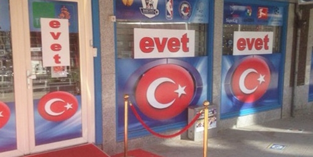 Hollanda Türklerle baş edemiyor!