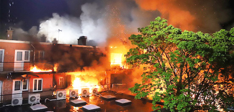 Hollanda’da 40 ev ve 1 cami yandı