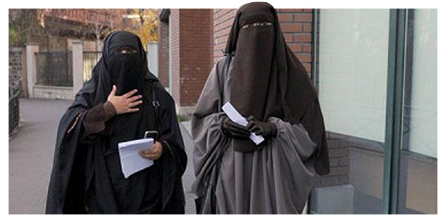 Hollanda’da ‘burka’ hazımsızlığı