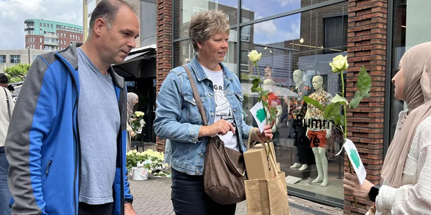 Hollanda'da 'Buyurun, ben Müslüman'ım' etkinliği düzenlendi