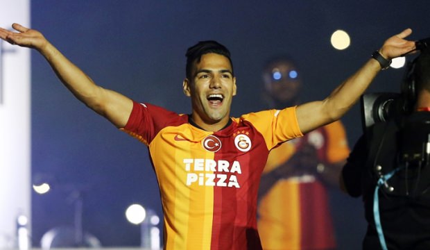 Hollanda'da Falcao şaşkınlığı